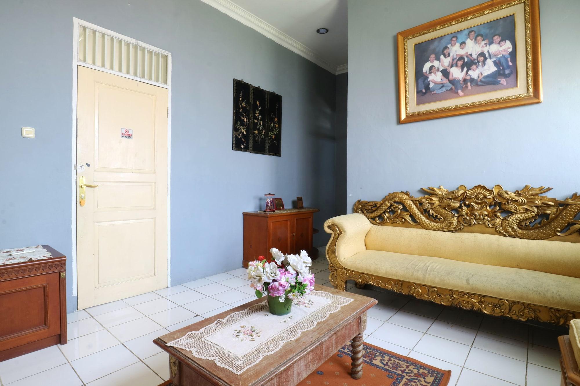 Villa Sri Manganti Jakarta Exterior foto